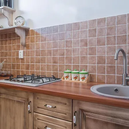 Holiday home Stunning In Dobrani With Wifi Rebici